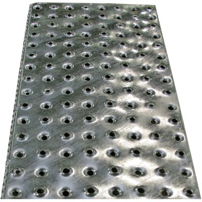 STUFENAUSFÜHRUNG STAHL LOCHBLECH 0,6 M AUFPREIS/STUFE