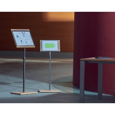 Infodisplay, Holzoptik, drehbare Tafel, höhenverstellbar