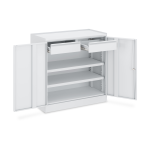 Werkzeugschrank (2-Türen) – 2 Fachböden...