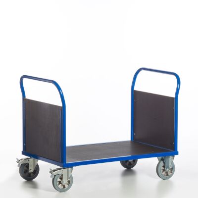 Rollcart schwerer Doppel-Stirnwandwagen - Ladefläche LxB: 1200x800mm
- Außenmaß LxB: 1370x800mm
- Tragkraft: 1200kg